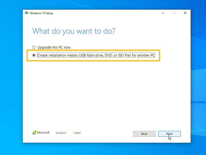 how to use the windows 8.1 media creation tool